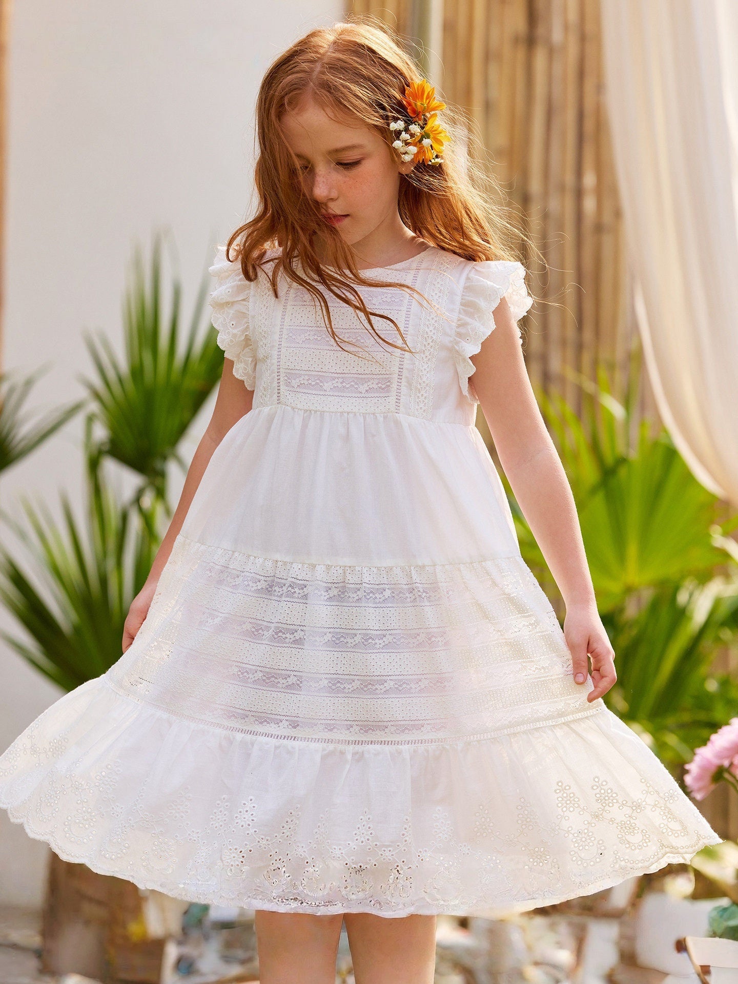 Lace Fly Sleeve Ruffled Dress
